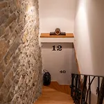 Wine House Rakar منزل ريفي