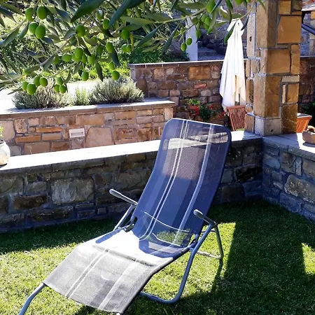 Podeželska hiša Wine House Rakar Gracisce